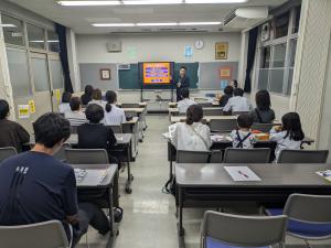 P-ONE高等学校の説明