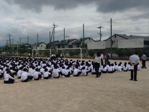 避難後の全体指導の様子